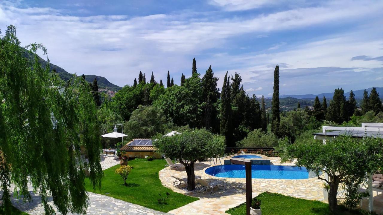 Villa Claire Corfu Achílleion エクステリア 写真