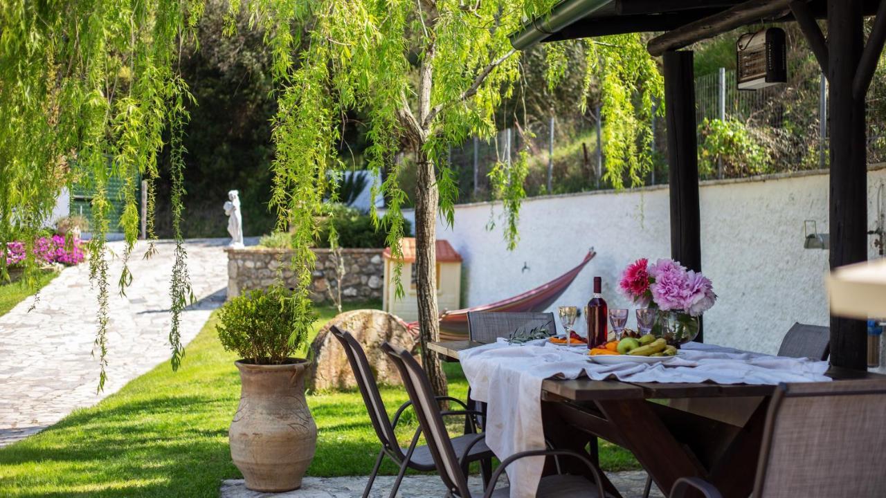 Villa Claire Corfu Achílleion エクステリア 写真