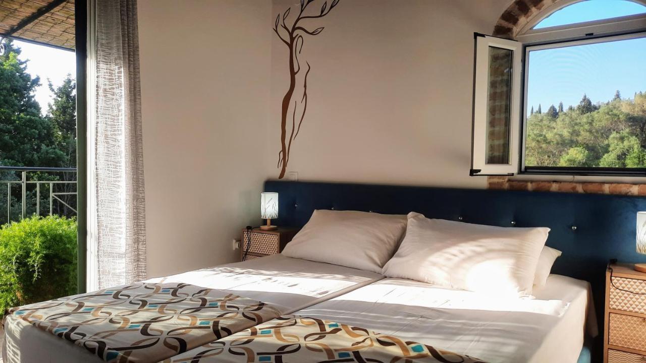 Villa Claire Corfu Achílleion エクステリア 写真