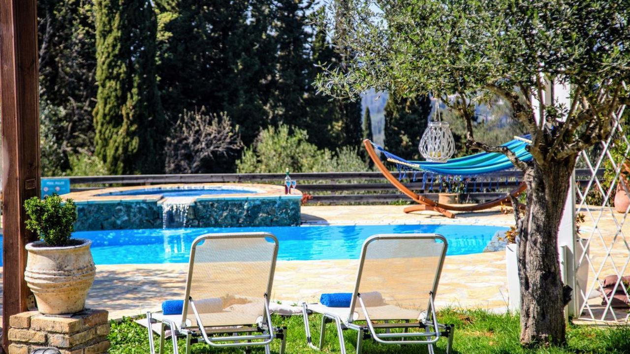 Villa Claire Corfu Achílleion エクステリア 写真
