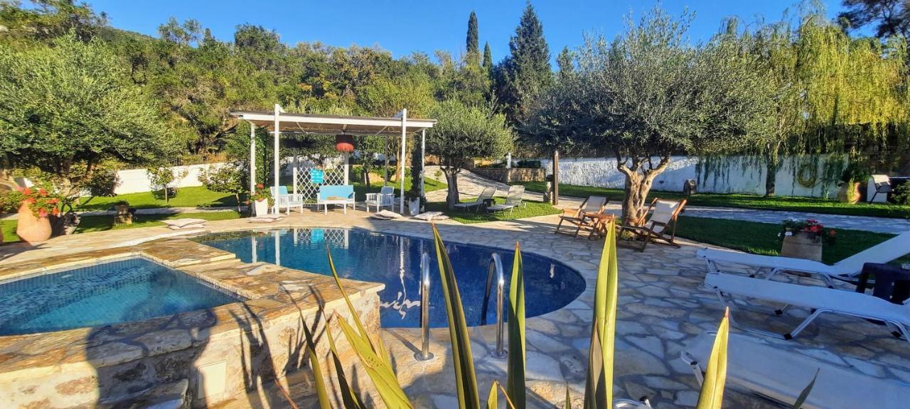 Villa Claire Corfu Achílleion エクステリア 写真