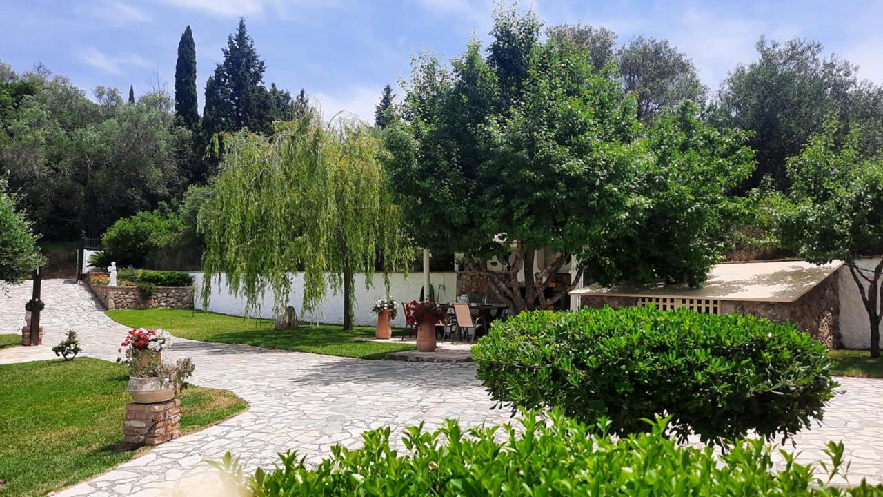Villa Claire Corfu Achílleion エクステリア 写真
