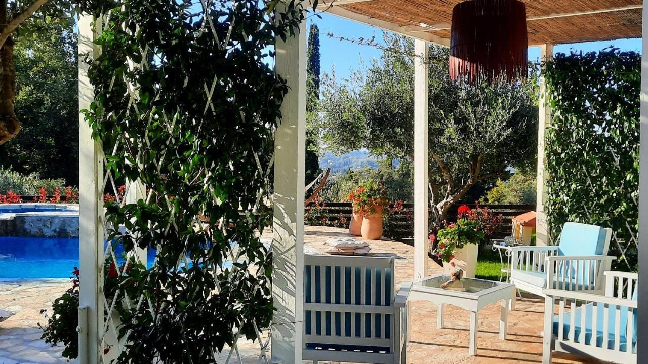 Villa Claire Corfu Achílleion エクステリア 写真
