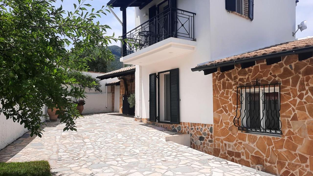 Villa Claire Corfu Achílleion エクステリア 写真
