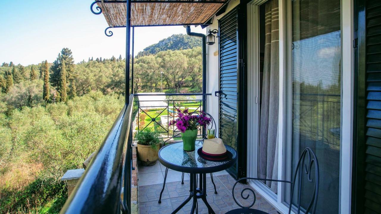 Villa Claire Corfu Achílleion エクステリア 写真